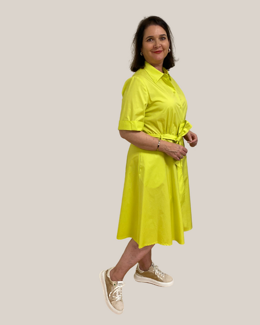gelbes Bauwoll-Stretch Kleid mit Gurt von Riani - grosse Grössen - deboerplus 